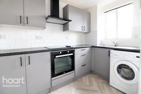 55 Plumtree Close, Dagenham, RM10 8UE