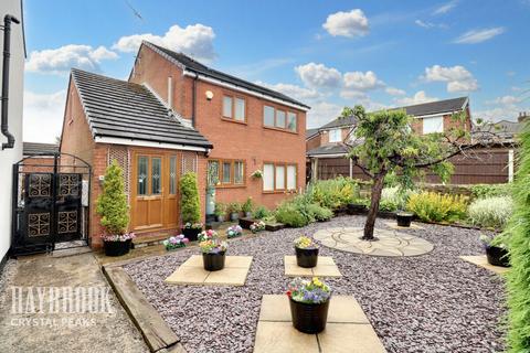 3 bedroom detached house for sale, Rotherham Road, Swallownest