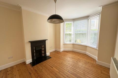 2 bedroom maisonette to rent, Leslie Road, East Finchley, N2