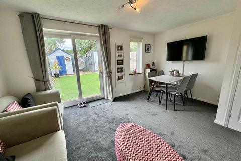 3 bedroom house to rent, Merlin Way, Torquay, Devon