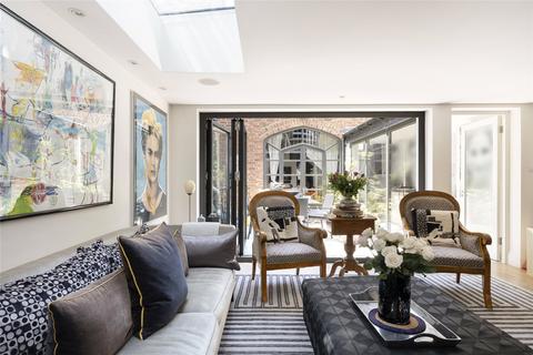 1 Augustine Road, London, W14 0HZ