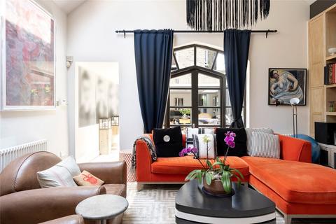 1 Augustine Road, London, W14 0HZ