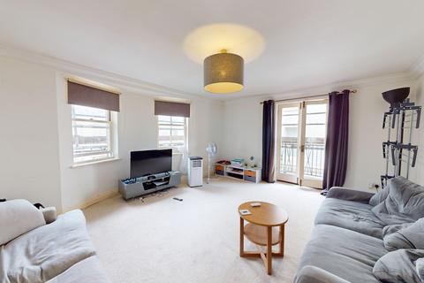 2 bedroom flat to rent, Montpelier Road