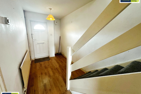 3 bedroom terraced house for sale, Knightsbridge Road, Glen Parva, Leicester, Leicestershire