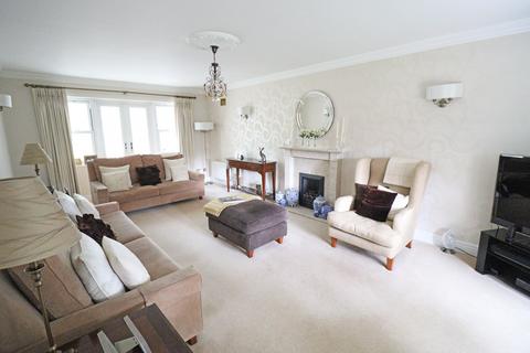 4 bedroom detached house for sale, Meesons Lane, Grays RM17