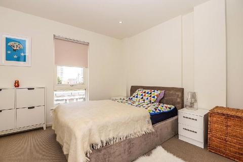 2 bedroom apartment to rent, Worcester Point, Central Street, London, EC1V