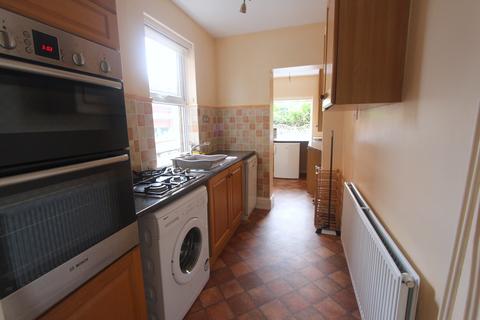 2 bedroom terraced house to rent, Clarendon Park Road, Leicester LE2