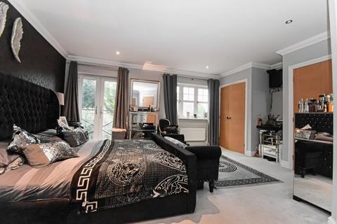 3 bedroom semi-detached house for sale, Dorney Wood Road, Burnham, Buckinghamshire, SL1