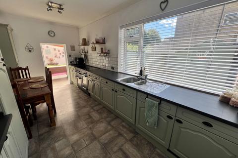 4 bedroom semi-detached house for sale, Linden Avenue, Hartburn, Stockton, Stockton-on-Tees, TS18 4EG