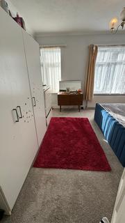 191 Boundary Road, Woking, GU21 5BU