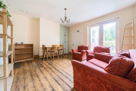 3 bedroom terraced house for sale, High Wycombe,  Buckinghamshire,  HP13