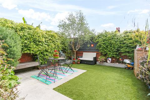 4 bedroom terraced house for sale, Matlock Road, Brighton, East Sussex, BN1