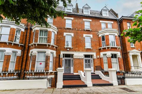 3 bedroom flat to rent, Sutherland Avenue, London, W9