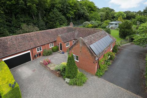 4 bedroom semi-detached bungalow for sale, Sandwich Road, Nonington, CT15