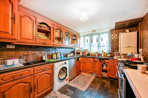 3 bedroom maisonette to rent, Mogden Lane, Isleworth, TW7