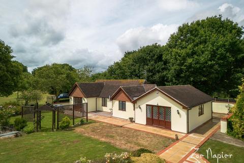 2 bedroom detached bungalow for sale, Rettendon Common