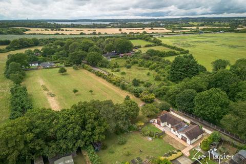 2 bedroom detached bungalow for sale, Rettendon Common