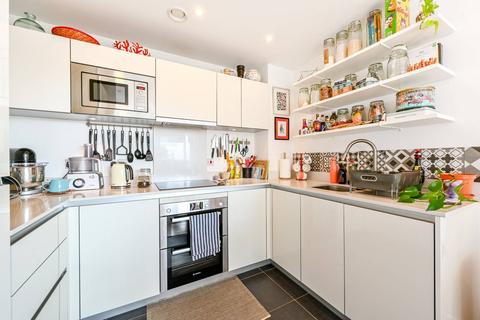 Flat 40, Residence Tower Woodberry Grove, London, N4 2NE
