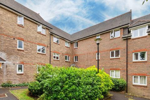 2 bedroom flat for sale, Granville Place, Pinner, HA5