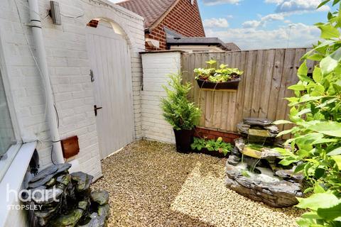 3 bedroom detached bungalow for sale, St Thomas's Road, Luton