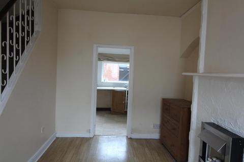 2 bedroom house to rent, Lindal Street, Barrow In Furness LA14