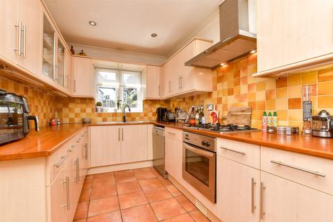 2 Cheyne Walk, Croydon, CR0 7HG