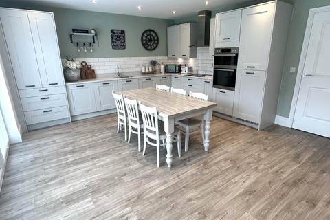24 Cavalier Square, Chadderton, Oldham, OL9 9FP