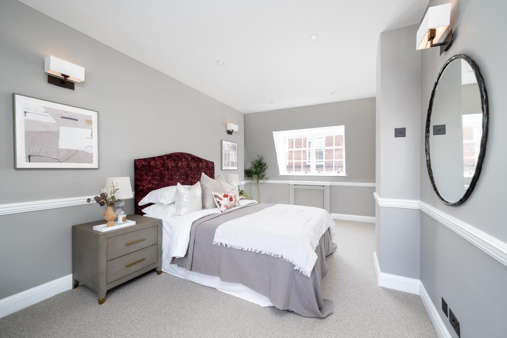4th Floor - Bedroom