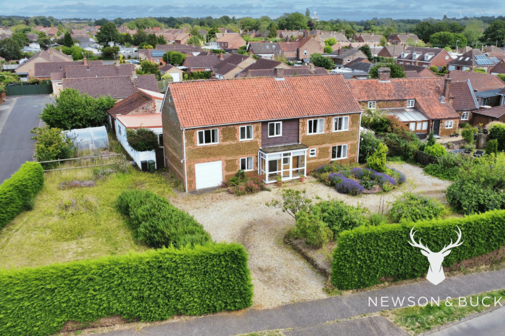 Station Road, King's Lynn PE31 4 bed detached house for sale - £599,995