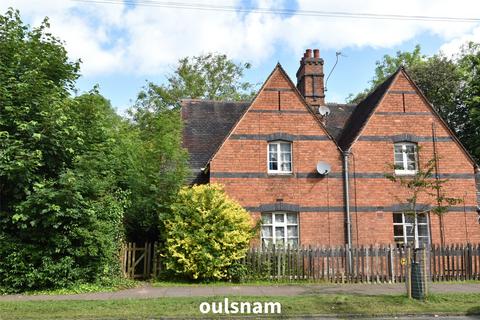 3 bedroom semi-detached house for sale, Hay Green Lane, Bournville, Birmingham, B30