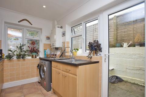 2 bedroom terraced house for sale, East Cliff, Folkestone, CT19