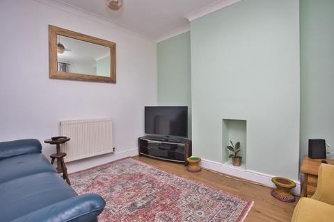 59 East Cliff, Folkestone, CT19 6BX