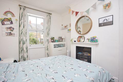 59 East Cliff, Folkestone, CT19 6BX
