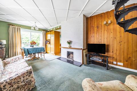 3 bedroom bungalow for sale, Upper Weybourne Lane, Farnham, Surrey, GU9