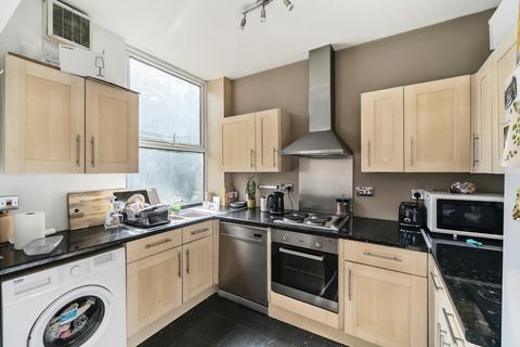 2 bedroom flat for sale, Westfield Terrace, Chapel Allerton, Leeds, LS7