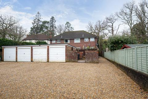 2 bedroom maisonette for sale, Corinthian Road, Chandler's Ford, Hampshire, SO53