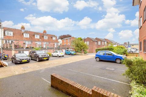 1 bedroom ground floor flat for sale, New Street, Newport, Isle of Wight