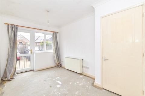 1 bedroom ground floor flat for sale, New Street, Newport, Isle of Wight