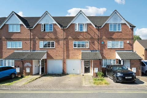 3 bedroom townhouse for sale, Franklins, Maple Cross, Rickmansworth, WD3