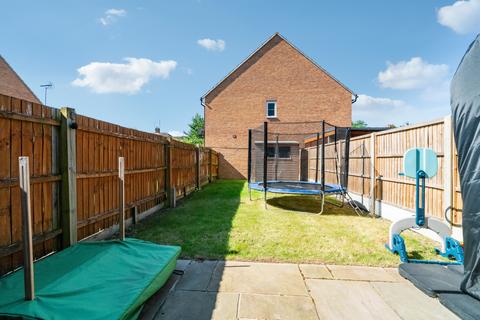 81 Franklins, Maple Cross, Rickmansworth, WD3 9SY