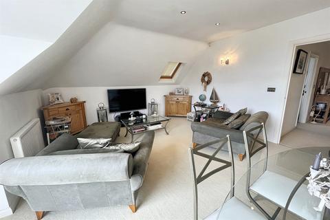 2 bedroom flat for sale, Portman Estate