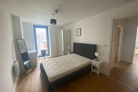 2 bedroom flat to rent, Media City, Michigan Point Tower B, 11 Michigan Avenue, Salford, M50