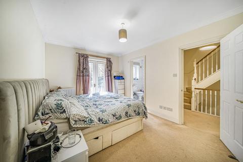 3 Chaucer Close, Windsor, SL4 3ER