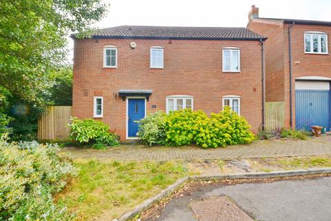 3 bedroom detached house to rent, Jenny Lane, Southmead