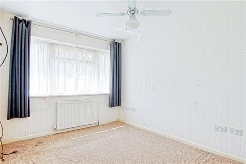 3 bedroom end of terrace house for sale, Homefield Close, Rustington, Littlehampton, West Sussex, BN16