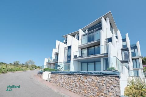 3 bedroom duplex to rent, La Rue Voisin, St Brelade, Jersey, JE3