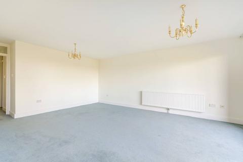 3 bedroom flat to rent, Anglesea Road, Kingston, Kingston upon Thames, KT1