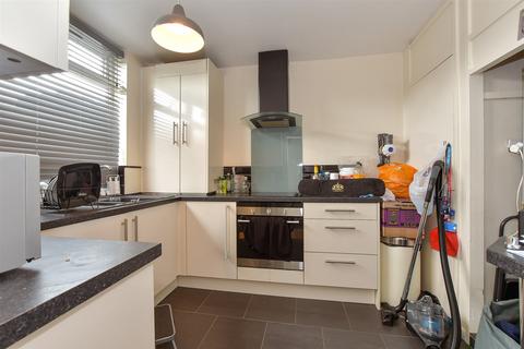 2 bedroom duplex for sale, Railway Square, Brentwood, Essex