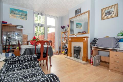 4 bedroom terraced house for sale, Willows Crescent, Balsall Heath, Birmingham, B12