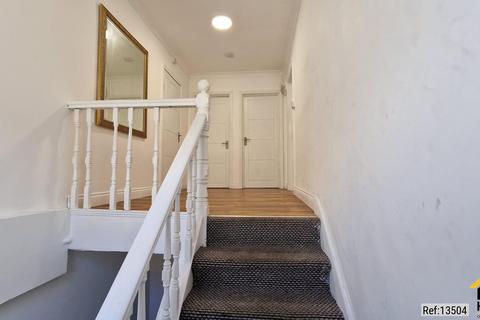 37b Birdhurst Rise, South Croydon, CR2 7EJ